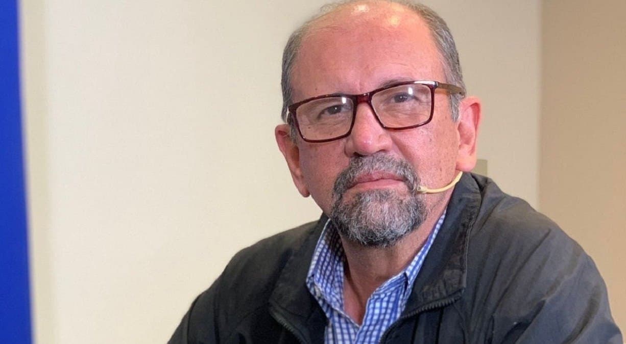 Camacho salió a blindar la reforma electoral y cruzó a libertarios y a Olmedo