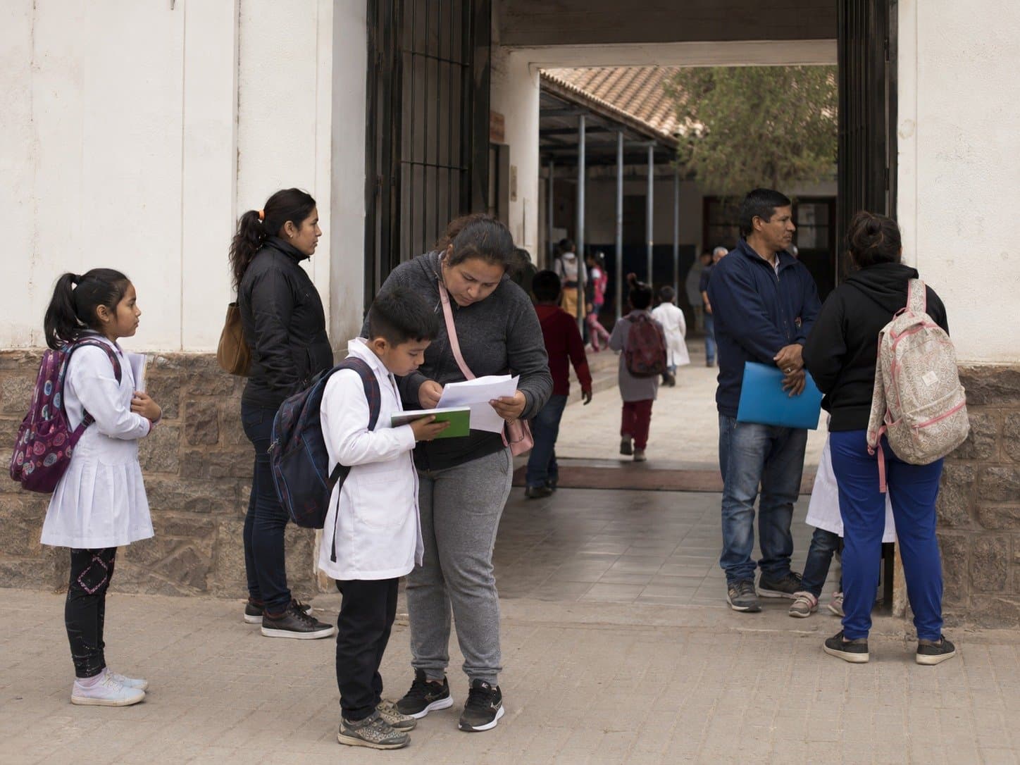 Aportes voluntarios sí, cobros obligatorios no: las nuevas reglas para cooperadoras