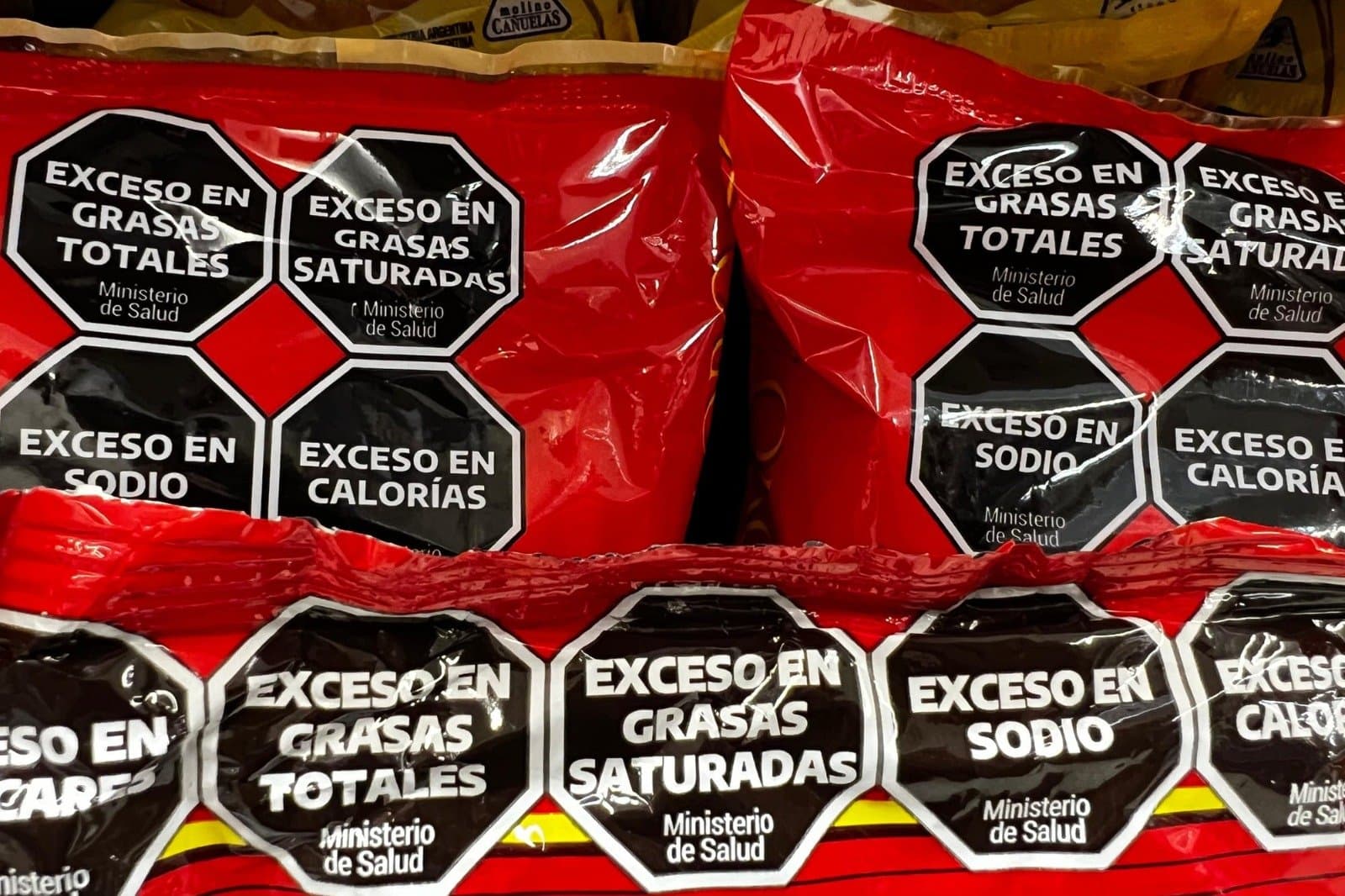 Defensa sanitaria: especialistas salteños se oponen a eliminar los octógonos de las góndolas