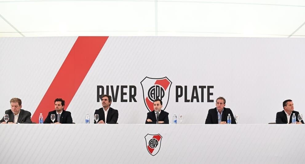 Gestión deportiva: River Plate fija postura institucional en una conferencia clave para sus socios
