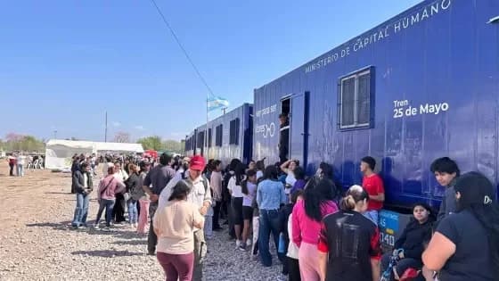 Pichanal recibe al Tren 25 de Mayo con servicios gratuitos