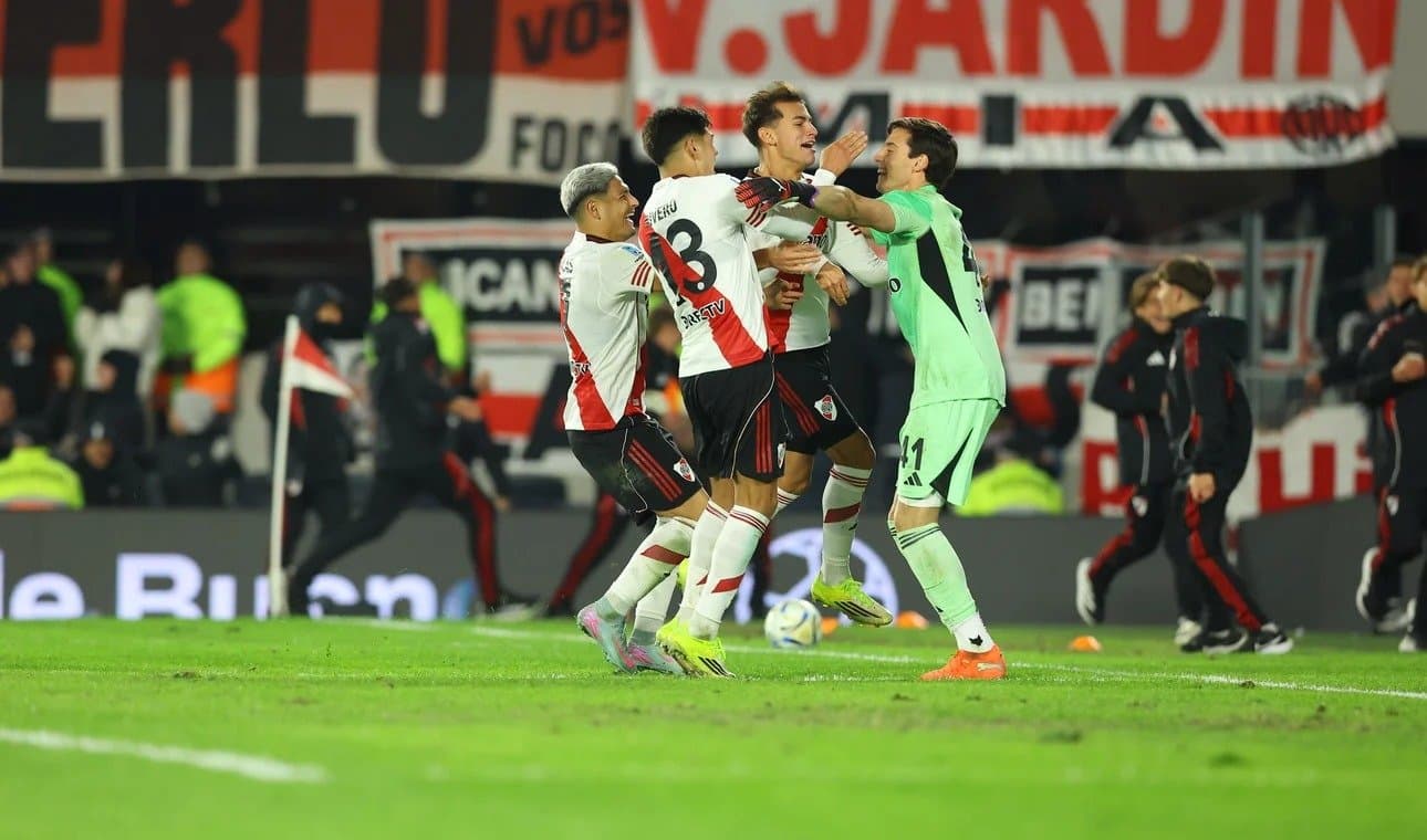 River eliminó a San Lorenzo por penales y avanzó en el Torneo Apertura