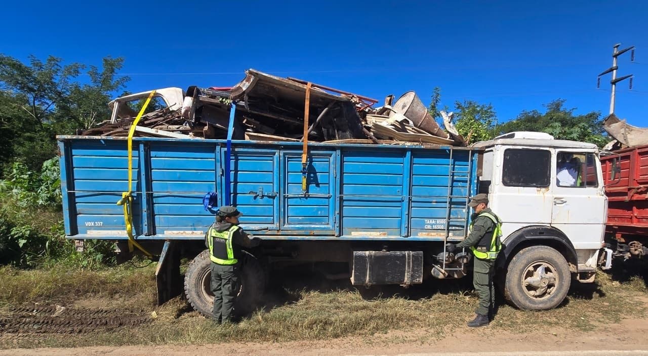 Ruta 34: secuestraron 100 toneladas de chatarra trasladadas sin documentación