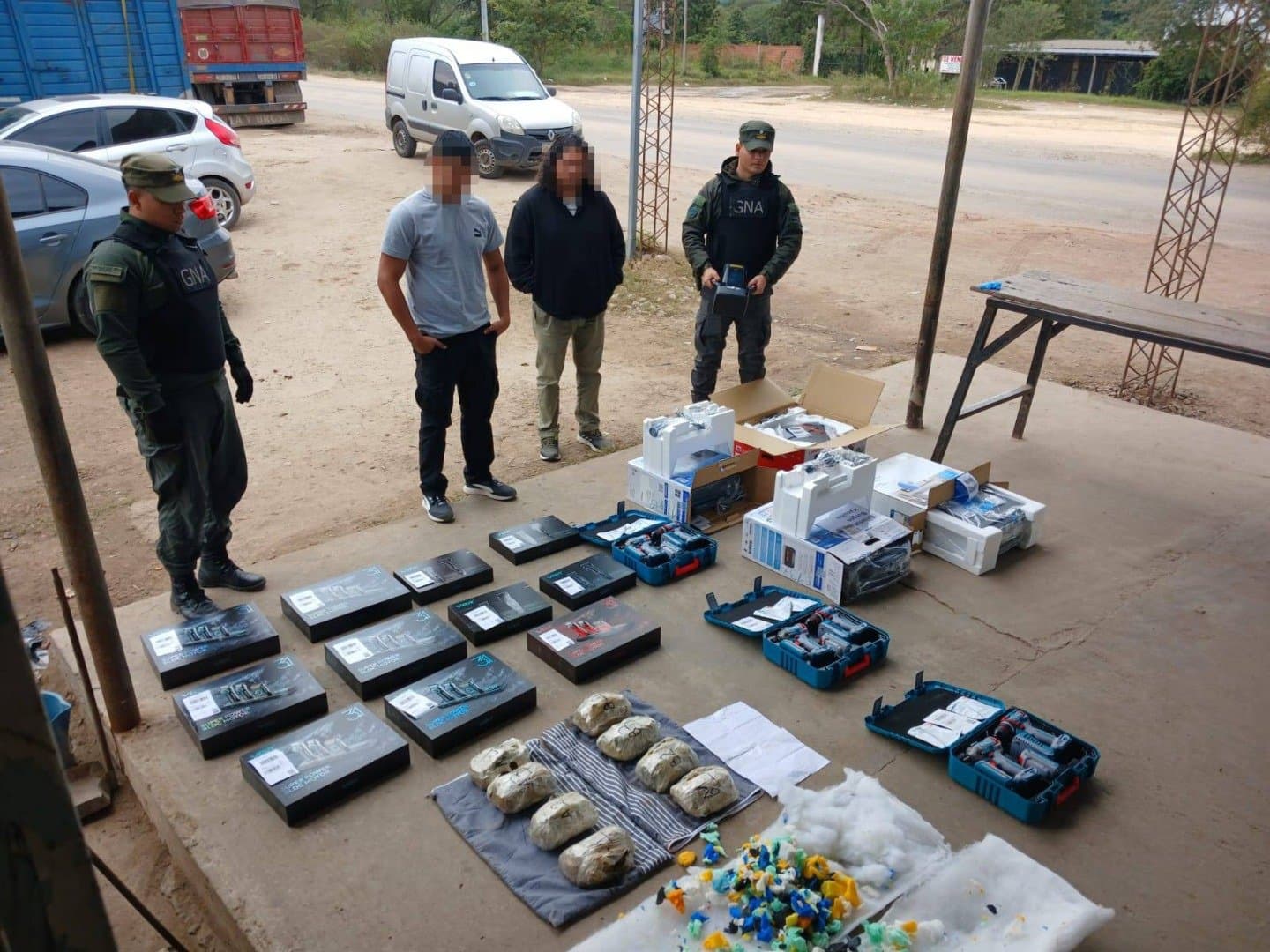 Gendarmería halló carga oculta en almohadas enviadas por encomienda en Salta