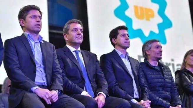 Diez dirigentes del peronismo buscan sumar apoyos para sostener las PASO