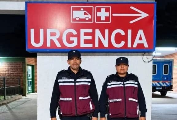 En Salvador Mazza, policías auxiliaron a un bebé de 11 meses