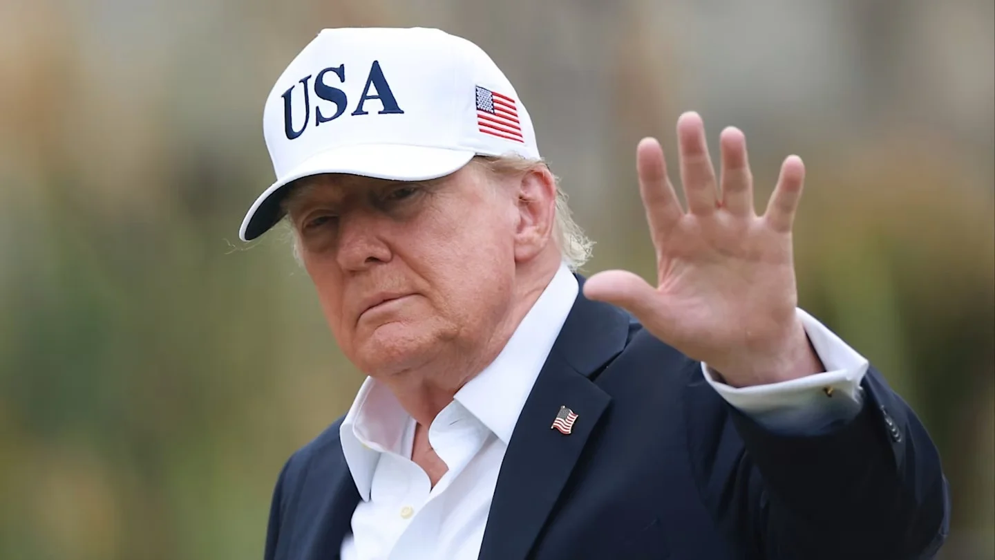 Trump rechaza frenar la IA mientras líderes tecnológicos piden más controles
