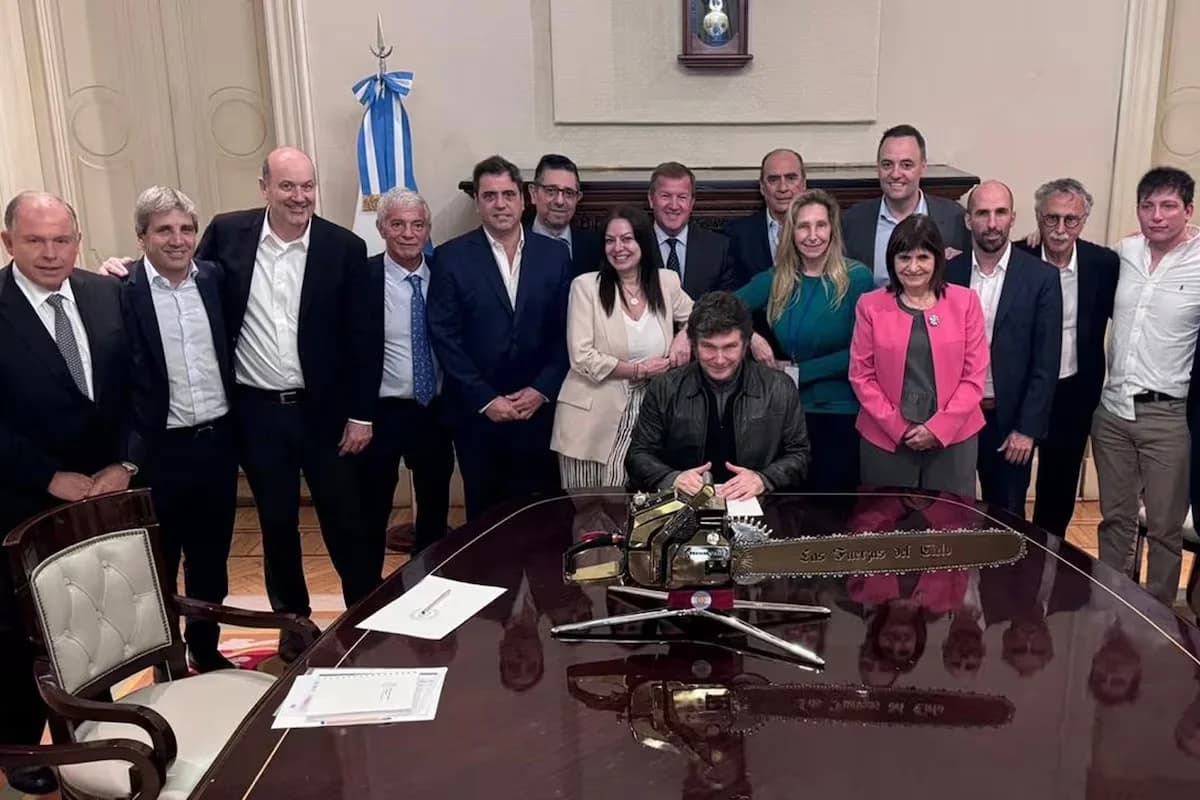 Milei reunió a sus legisladores y defendió el rumbo económico
