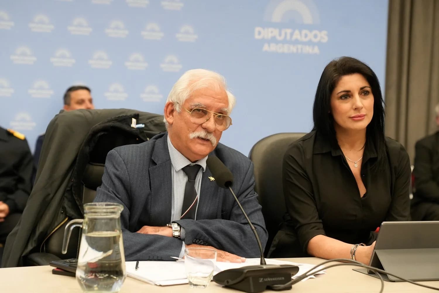 El proyecto sobre Malvinas enfrenta objeciones por sus medidas de seguridad
